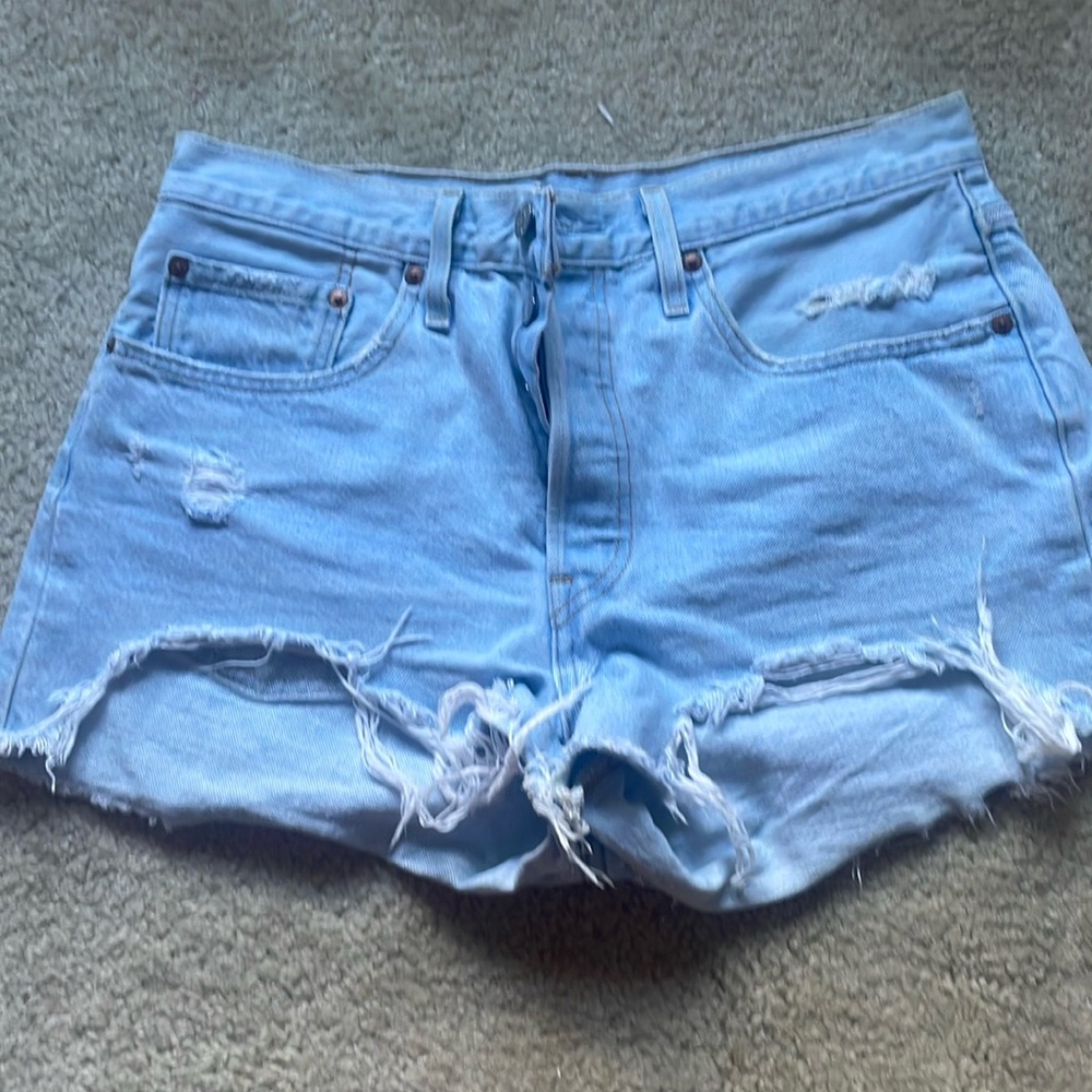 Levi’s shorts